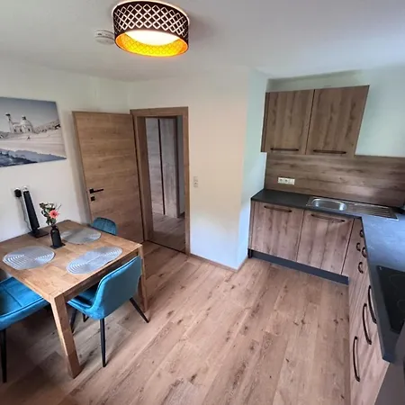 Haus Almrausch * 蒂罗尔-泽费尔德